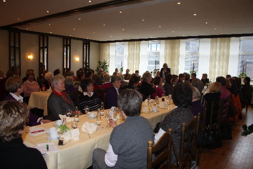 Voller Saal bei Pelmke: Über 70 Teilnehmerinnen Voller Saal bei Pelmke: Über 70 Teilnehmerinnen